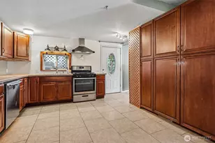 7301 NE 175th St, Kenmore, WA 98028 - Photo 13