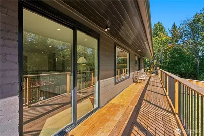 19908 47th Avenue NE, Lake Forest Park, WA 98155 - Photo 15