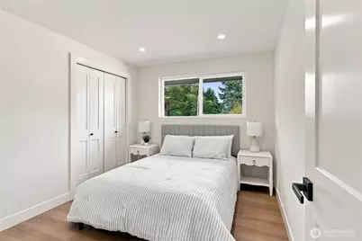 19908 47th Avenue NE, Lake Forest Park, WA 98155 - Photo 23