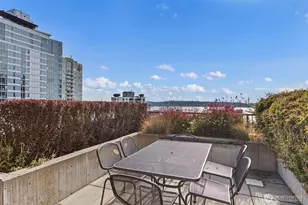 2720 3rd Ave, Seattle, WA 98121 - Photo 21