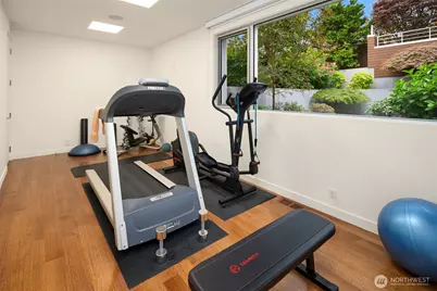 1124 Sunset Avenue SW, Seattle, WA 98116 - Photo 33