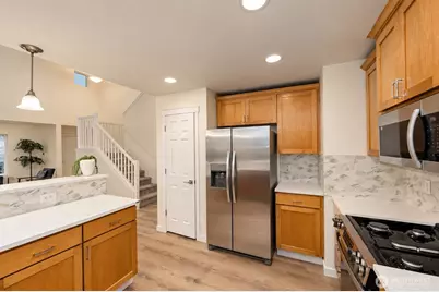 8012 35th Street NE, Marysville, WA 98205 - Photo 7