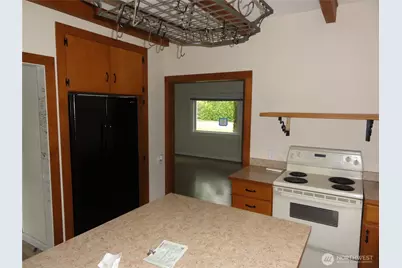 806 120th Street S, Tacoma, WA 98444 - Photo 5