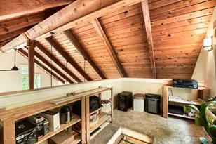 19150 SE May Valley Rd, Issaquah, WA 98027 - Photo 9