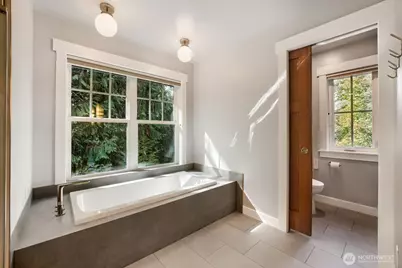 19150 SE May Valley Road, Issaquah, WA 98027 - Photo 19