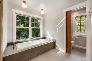 19150 SE May Valley Rd, Issaquah, WA 98027 - Photo 19