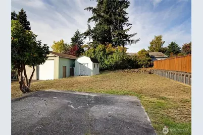2404 NE 22nd Street, Renton, WA 98056 - Photo 19