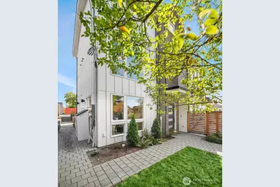 7514 28th Avenue NW #B, Seattle, WA 98117 - Photo 3