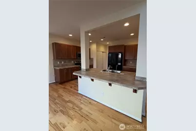 27337 214* Terrace SE, Maple Valley, WA 98038 - Photo 3