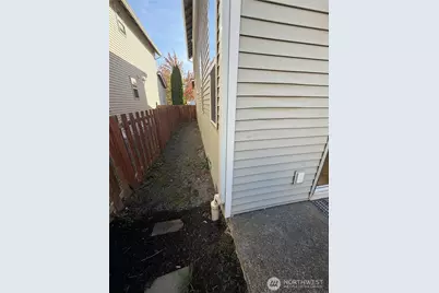 27337 214* Terrace SE, Maple Valley, WA 98038 - Photo 19