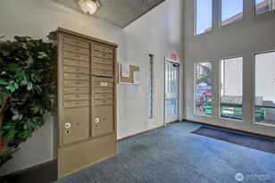 10459 Des Moines Memorial Dr S, Seattle, WA 98168 - Photo 25
