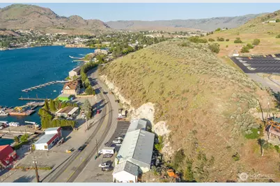 1217 W Woodin Avenue, Chelan, WA 98816 - Photo 23