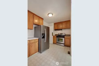 4418 N 8th Street, Tacoma, WA 98406 - Photo 5