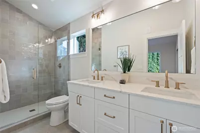 261 NW 42nd Avenue, Seattle, WA 98107 - Photo 29