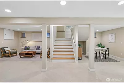 5260 16th Avenue NE, Seattle, WA 98105 - Photo 27