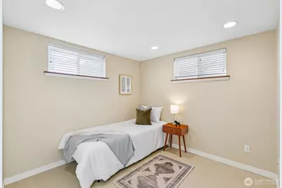 5260 16th Avenue NE, Seattle, WA 98105 - Photo 31