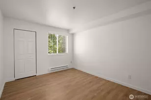 2600 118th Ave SE, Bellevue, WA 98005 - Photo 11