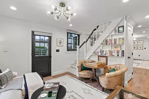 2400 E Roanoke St, Seattle, WA 98112 - Photo 23