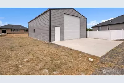 6428 Road 2.05 NE, Moses Lake, WA 98837 - Photo 5