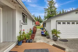 248 Scotland Dr, Camano Island, WA 98282 - Photo 7