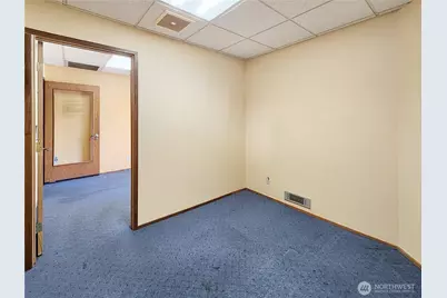 520 E Whidbey Avenue #205, Oak Harbor, WA 98277 - Photo 13