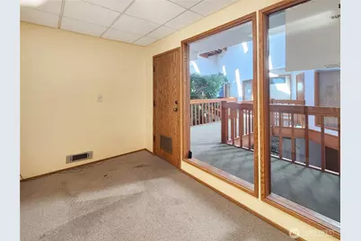520 E Whidbey Avenue #205, Oak Harbor, WA 98277 - Photo 9