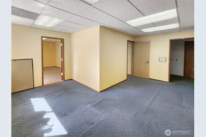 520 E Whidbey Avenue #205, Oak Harbor, WA 98277 - Photo 5
