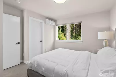 8922 NE 173rd Place #B, Bothell, WA 98011 - Photo 25