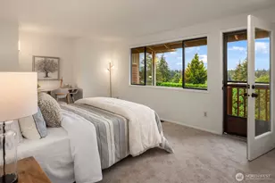 2325 88th Ave NE, Clyde Hill, WA 98004 - Photo 23