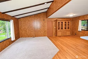 18430 NE Woodinville Duvall Pl, Woodinville, WA 98077 - Photo 3