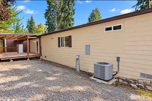 18430 NE Woodinville Duvall Pl, Woodinville, WA 98077 - Photo 15