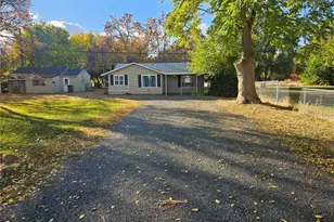 335 F St NW, Ephrata, WA 98823 - Photo 1