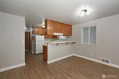2210 2212 Colby Avenue, Everett, WA 98204 - Photo 9