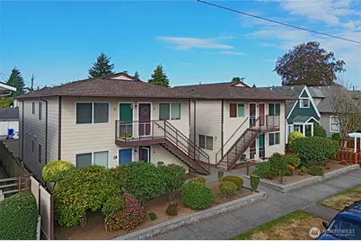 2210 2212 Colby Avenue, Everett, WA 98204 - Photo 3