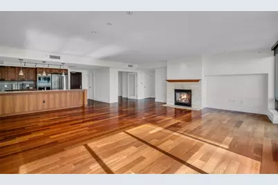 650 Bellevue Way NE #2903, Bellevue, WA 98004 - Photo 13