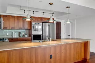650 Bellevue Way NE, Bellevue, WA 98004 - Photo 9