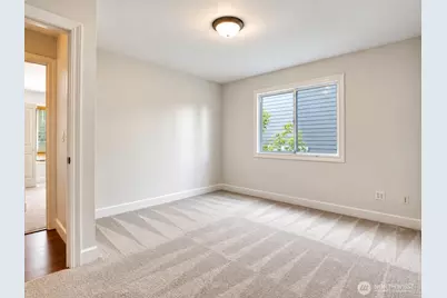 1965 16th Court NE, Issaquah, WA 98029 - Photo 17