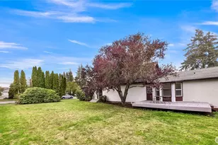 1801 12th St, Anacortes, WA 98221 - Photo 31