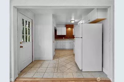 1801 12th Street, Anacortes, WA 98221 - Photo 9