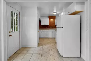 1801 12th St, Anacortes, WA 98221 - Photo 9
