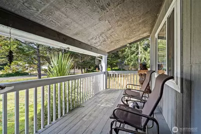 578 Meadow Avenue NE, Ocean Shores, WA 98569 - Photo 3