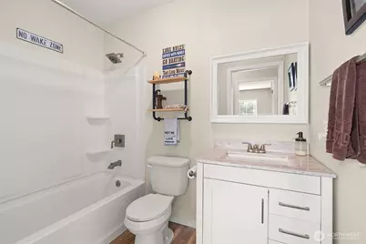 578 Meadow Avenue NE, Ocean Shores, WA 98569 - Photo 25