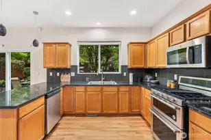 2529 88th Dr NE, Lake Stevens, WA 98258 - Photo 15