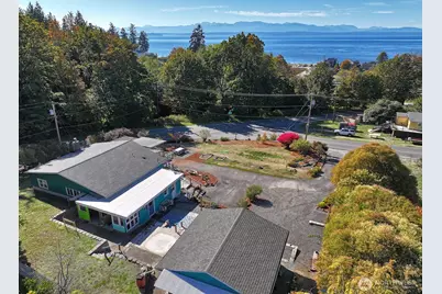 5995 Woodard Avenue, Freeland, WA 98249 - Photo 1