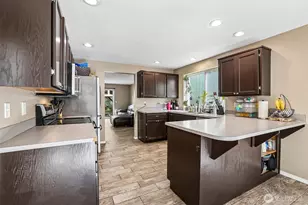 21509 102nd St Ct E, Bonney Lake, WA 98391 - Photo 11