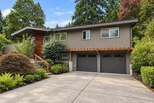 401 109th Ave SE, Bellevue, WA 98004 - Photo 1