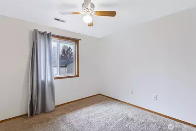10021 NE 20th Street, Vancouver, WA 98664 - Photo 17
