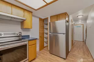10021 NE 20th St, Vancouver, WA 98664 - Photo 9