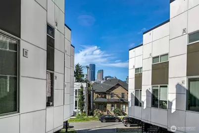 208 16th Avenue #E, Seattle, WA 98122 - Photo 7