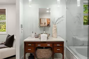 11020 SE 64th St, Bellevue, WA 98006 - Photo 19